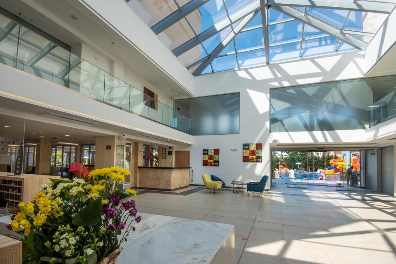 Belvedere Hotel Πριμόρσκο Εξωτερικό φωτογραφία