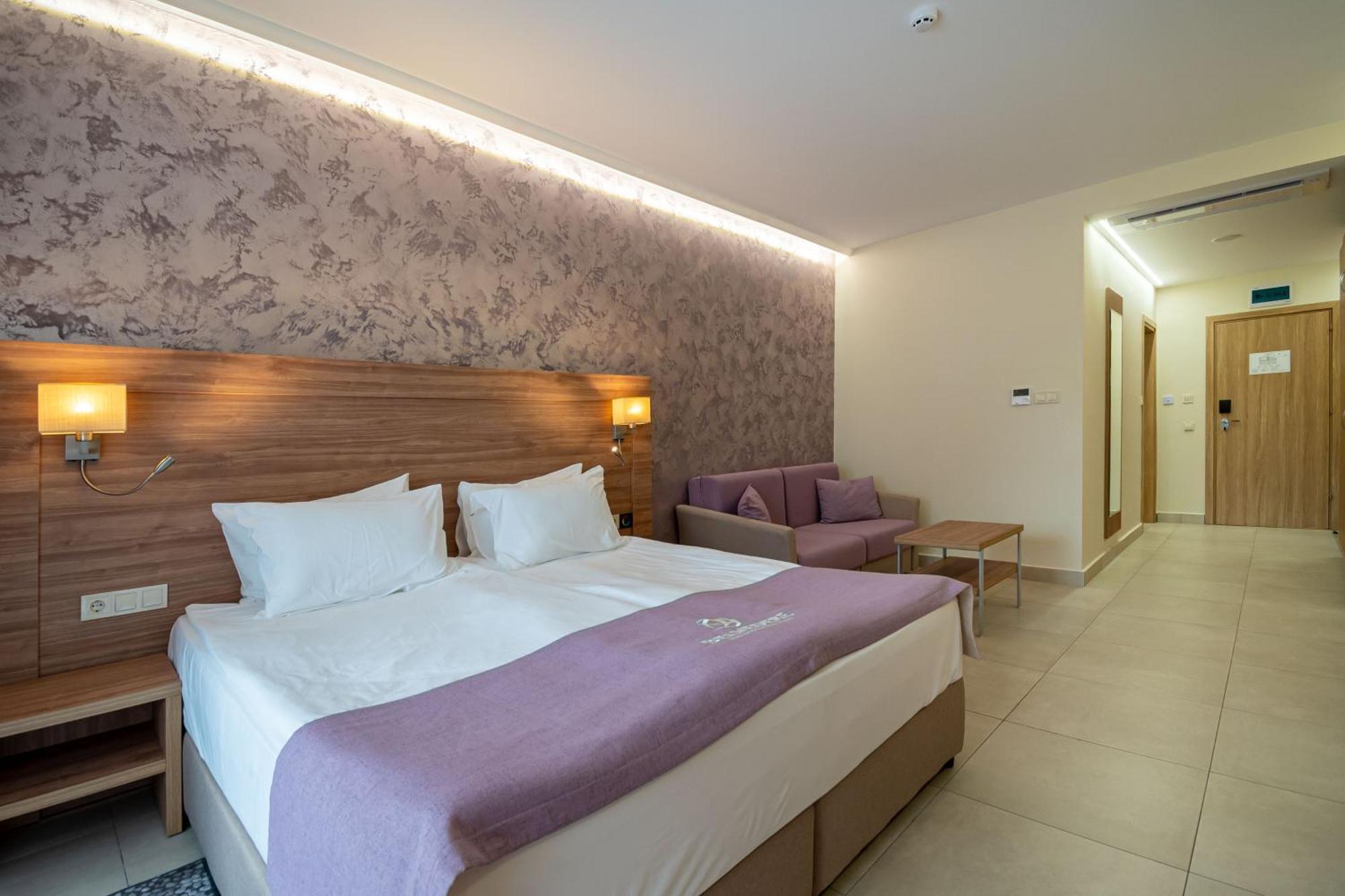 Belvedere Hotel Πριμόρσκο Εξωτερικό φωτογραφία